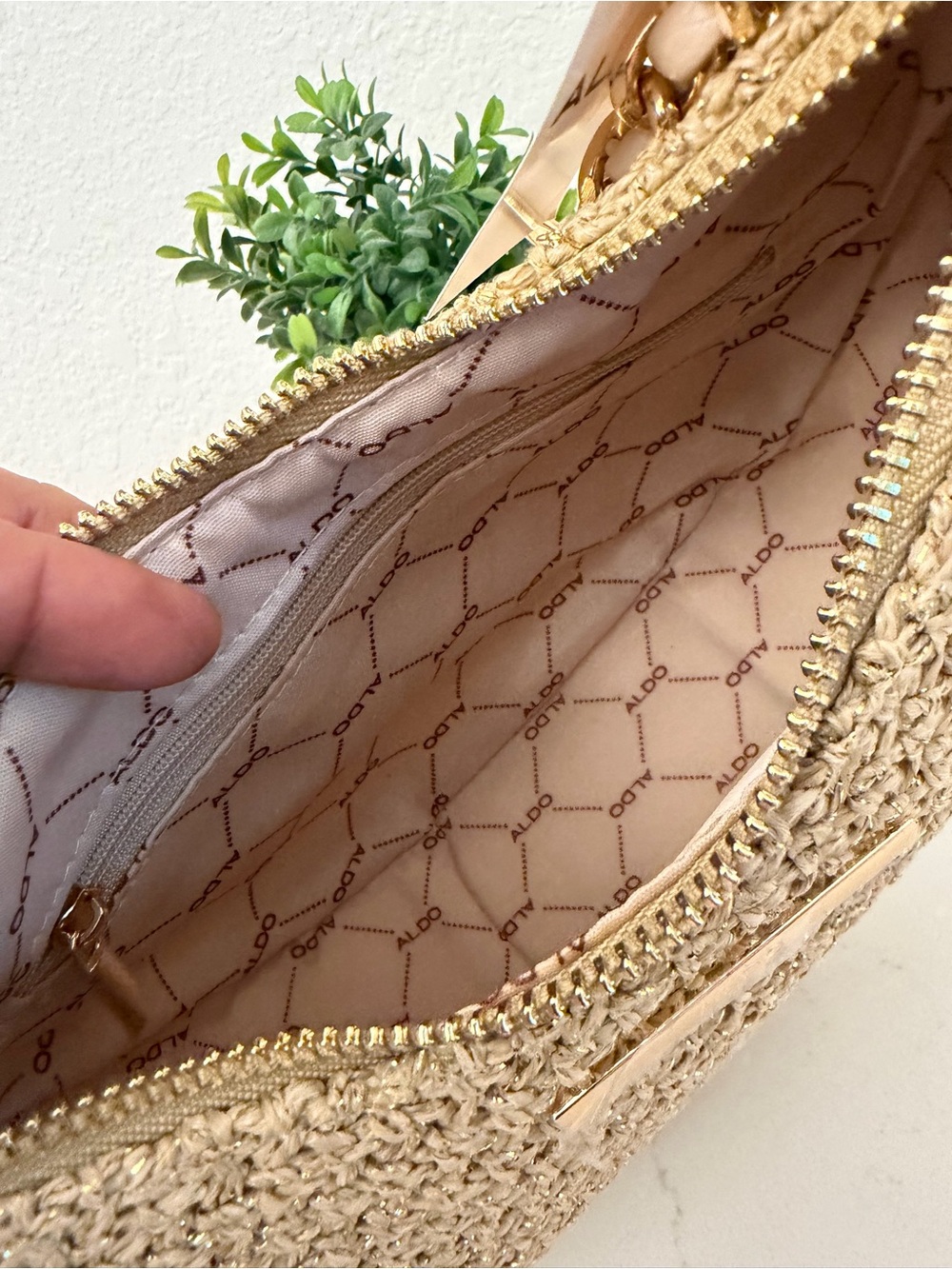ALDO Woven Shoulder Bag with Pearl Charm NWT - Picture 5 of 6